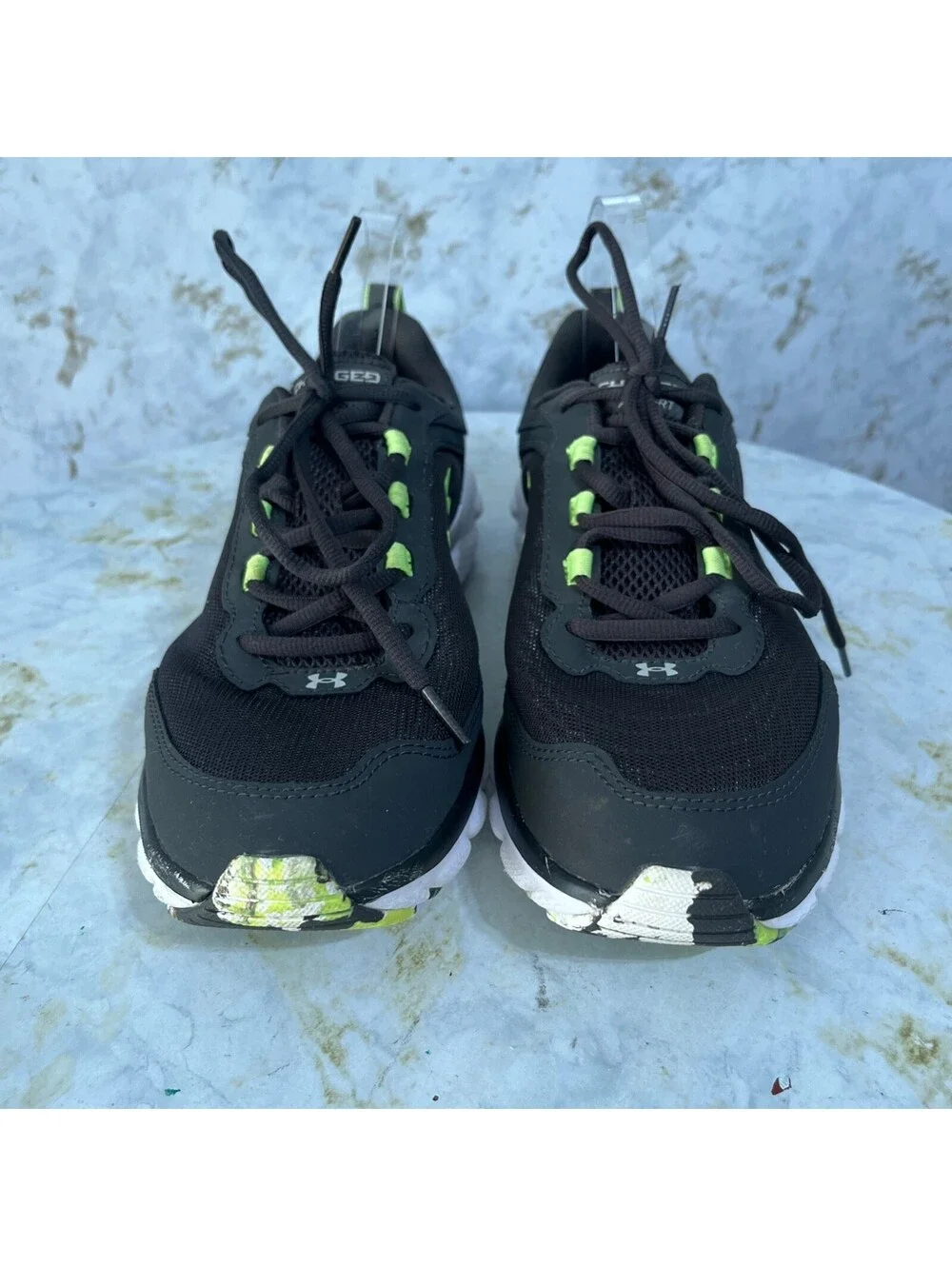 Under Armour Charged Assert 9 Mens Sz 10.5 Running Shoes Black Athletic Sneakers